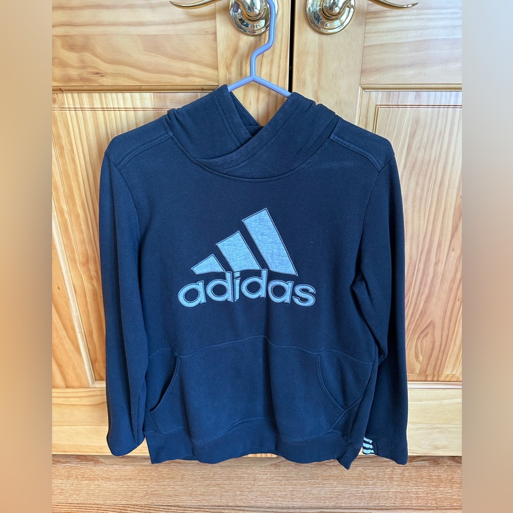 Adidas Sweatshirt